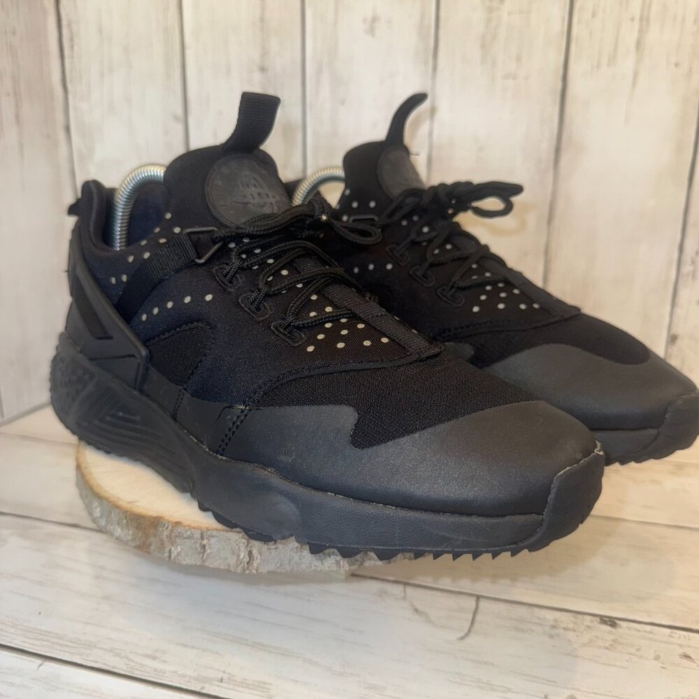 Nike Air Huarache Utility Shoes Men Sz 7.5 Running Triple Black Sneakers 806807 - Picture 2 of 11